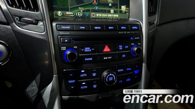Hyundai Sonata Hybrid 2.0 Modern 2014 — фото 17