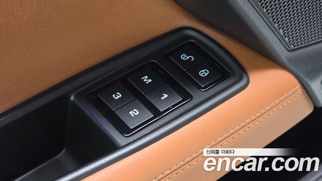 Jaguar XE 20d Portfolio 2019 — фото 18