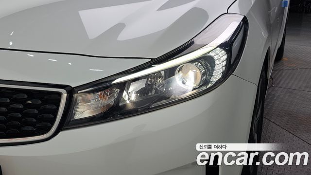 Kia K3 Trendy Style 2018 — фото 22