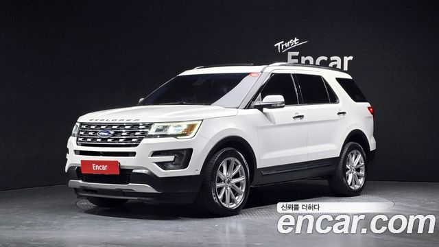 Ford Explorer 2.3 Limited 4WD 5th