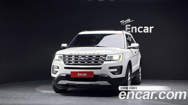 Ford Explorer 2.3 Limited 4WD 5th 2017 — фото 3