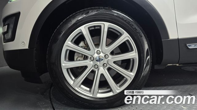 Ford Explorer 2.3 Limited 4WD 5th 2017 — фото 5