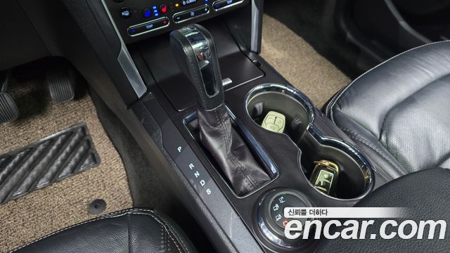 Ford Explorer 2.3 Limited 4WD 5th 2017 — фото 9