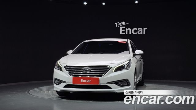 Hyundai Sonata (LF) 2.0 Smart Special 2016 — фото 3