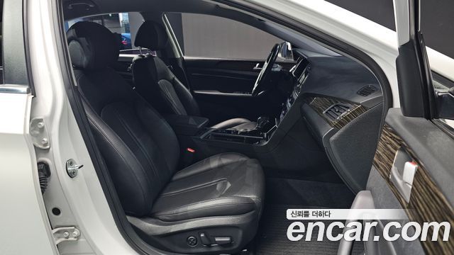 Hyundai Sonata (LF) 2.0 Smart Special 2016 — фото 12