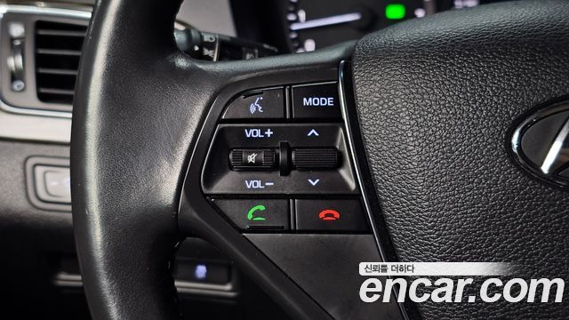 Hyundai Sonata (LF) 2.0 Smart Special 2016 — фото 14