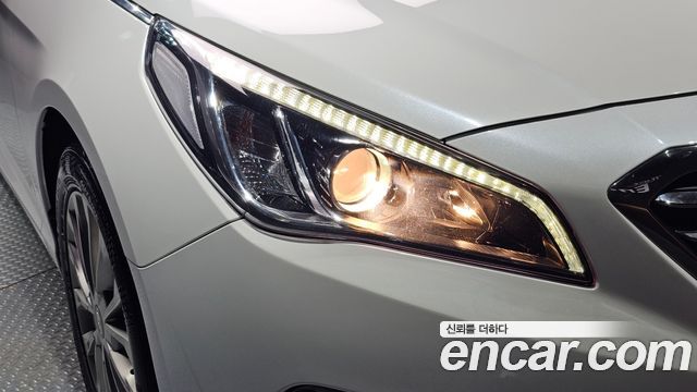 Hyundai Sonata (LF) 2.0 Smart Special 2016 — фото 22