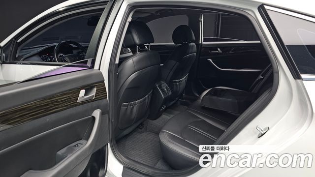 Hyundai Sonata (LF) 2.0 Smart Special 2016 — фото 26