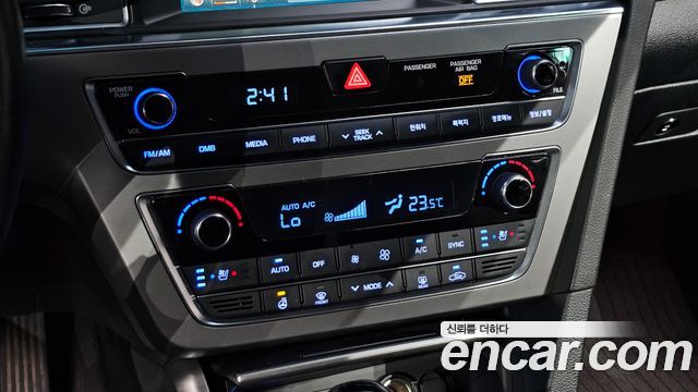 Hyundai Sonata (LF) 2.0 Smart Special 2016 — фото 28