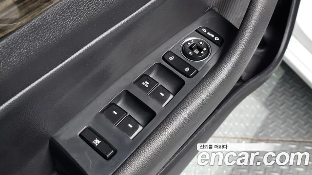 Hyundai Sonata (LF) 2.0 Smart Special 2016 — фото 29