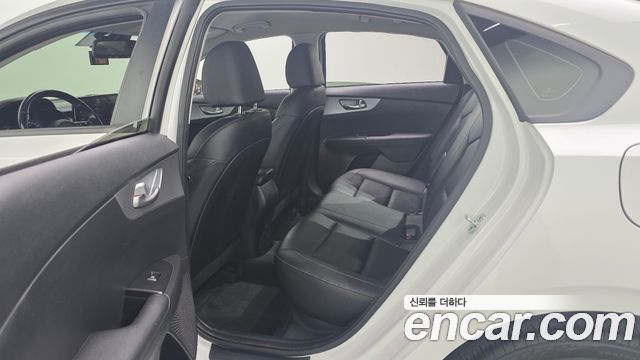 Kia K3 (II) 1.6 Prestige 2022 — фото 18