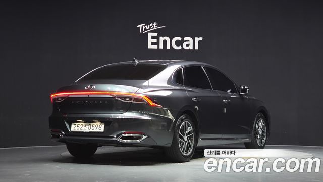 Hyundai Grandeur (IG) 2.5 Premium 2023 — фото 2