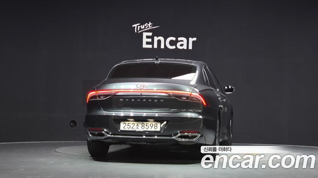 Hyundai Grandeur (IG) 2.5 Premium 2023 — фото 4