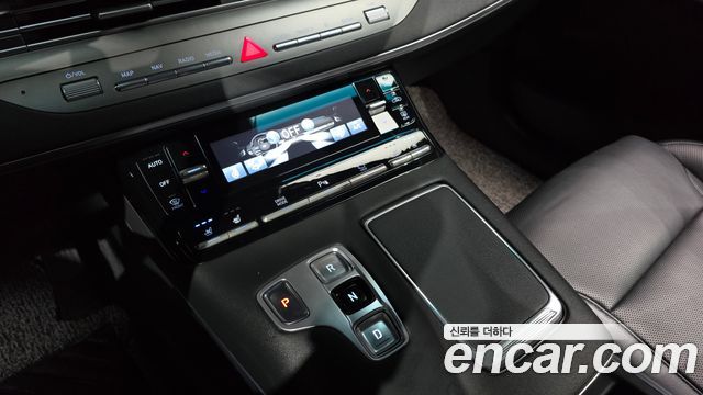 Hyundai Grandeur (IG) 2.5 Premium 2023 — фото 9
