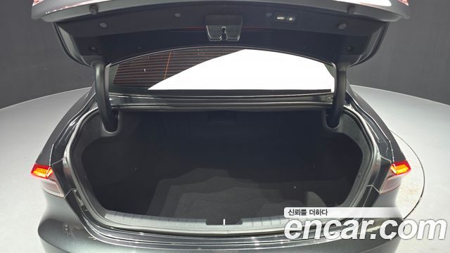 Hyundai Grandeur (IG) 2.5 Premium 2023 — фото 20