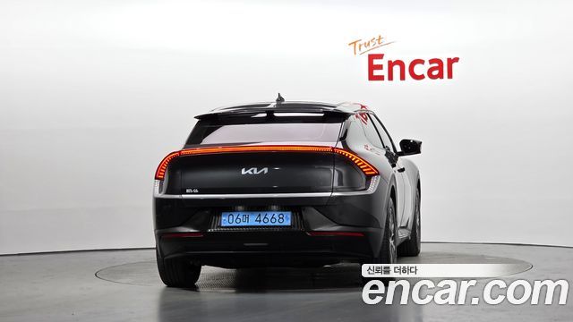 Kia EV6 Long Range 4WD Air 2022 — фото 4