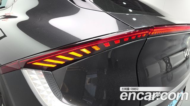 Kia EV6 Long Range 4WD Air 2022 — фото 23