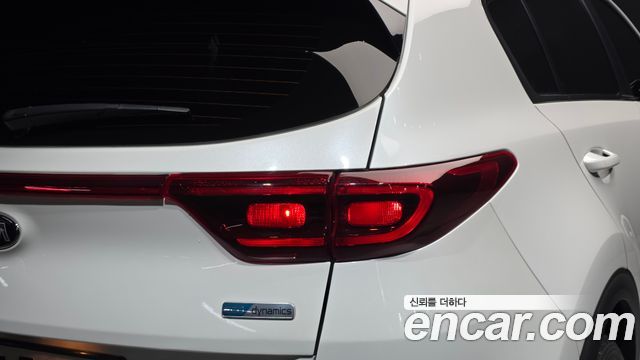 Kia Sportage The Bold Diesel 1.6 2WD Luxury 2019 — фото 23