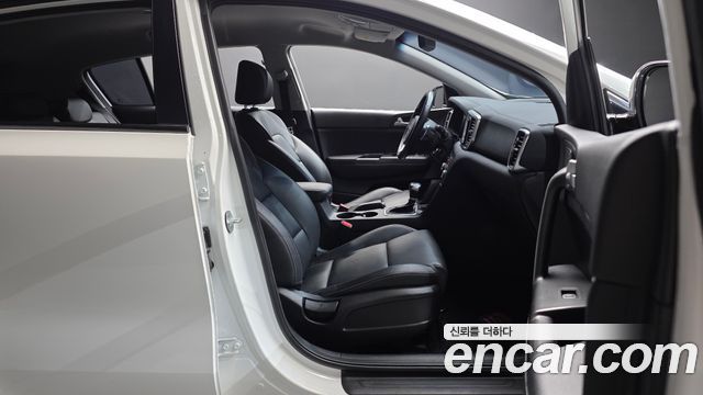Kia Sportage The Bold Diesel 1.6 2WD Luxury 2019 — фото 26