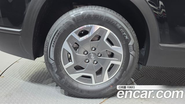 Hyundai Santa Fe HEV 1.6 2WD Exclusive 2023 — фото 5
