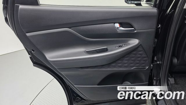 Hyundai Santa Fe HEV 1.6 2WD Exclusive 2023 — фото 25