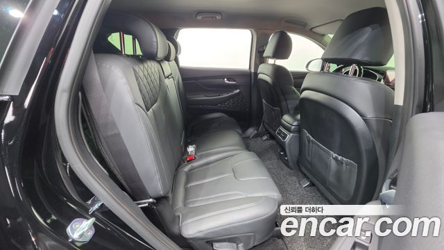 Hyundai Santa Fe HEV 1.6 2WD Exclusive 2023 — фото 31