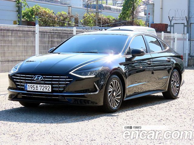 Hyundai Sonata Hybrid (DN8) Premium Plus