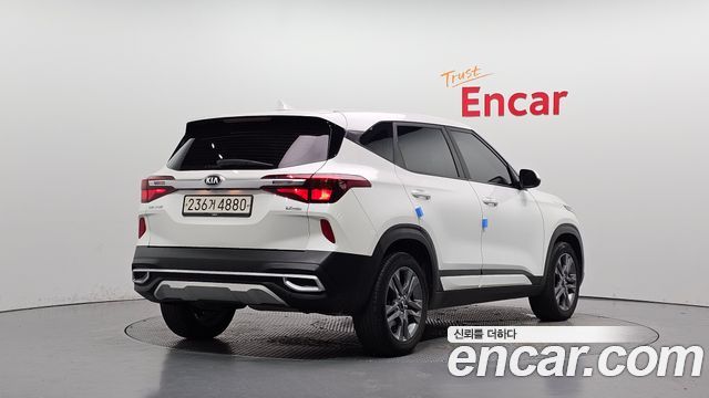 Kia Seltos Diesel 1.6 2WD Prestige 2020 — фото 2