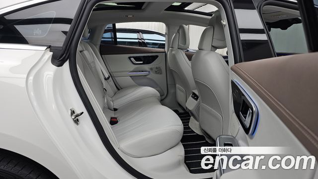 Mercedes-Benz EQE (V295) EQE300 2023 — фото 12