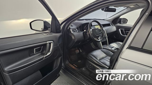 Land Rover Discovery Sport 2.0 TD4 SE 2016 — фото 10