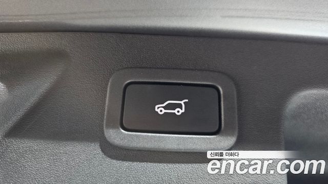 Land Rover Discovery Sport 2.0 TD4 SE 2016 — фото 20