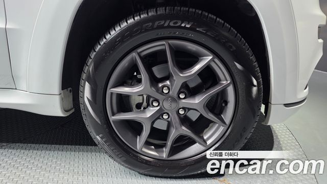 Jeep Grand Cherokee 3.6 Limited-X WK2 2020 — фото 5
