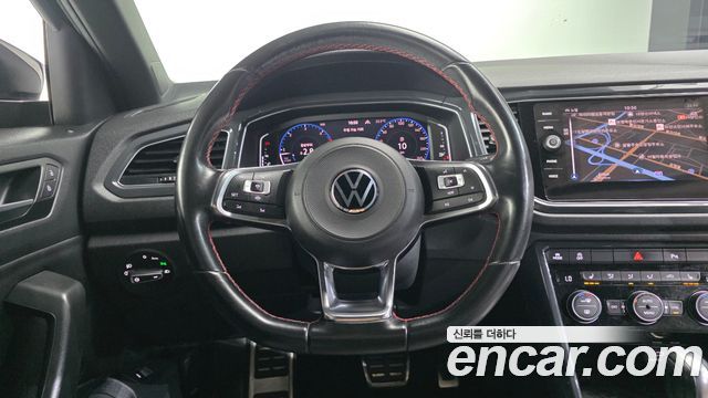Volkswagen T-Roc 2.0 TDI Prestige 2021 — фото 13