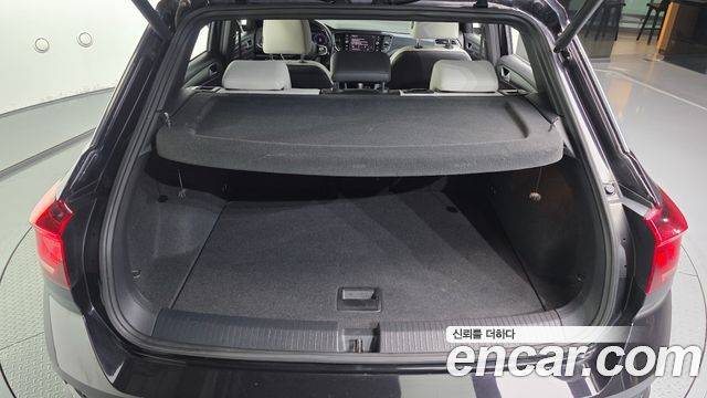 Volkswagen T-Roc 2.0 TDI Prestige 2021 — фото 20