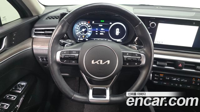 Kia K5 (III) 1.6 Turbo Signature 2022 — фото 14