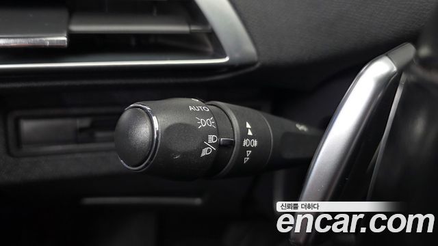 Peugeot 3008 (II) 1.6 BlueHDi Allure 2018 — фото 20