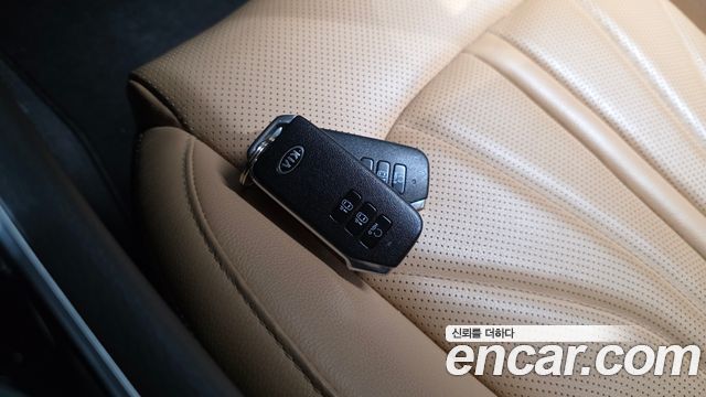 Kia K5 Hybrid (III) Signature 2021 — фото 15