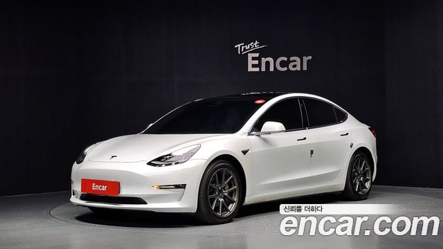 Tesla Model 3 Long Range AWD