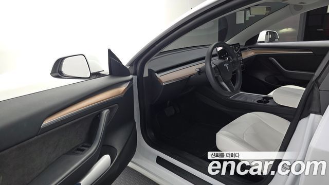 Tesla Model 3 Long Range AWD 2021 — фото 10