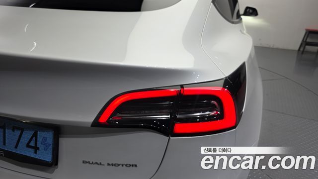 Tesla Model 3 Long Range AWD 2021 — фото 29