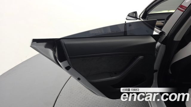Tesla Model 3 Long Range AWD 2021 — фото 31