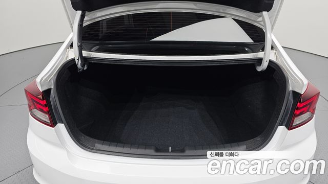 Hyundai Avante (AD) 1.6 Smart 2020 — фото 20
