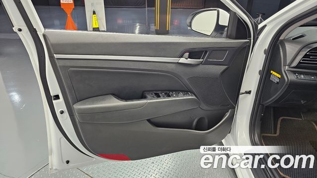 Hyundai Avante (AD) 1.6 Smart 2020 — фото 24