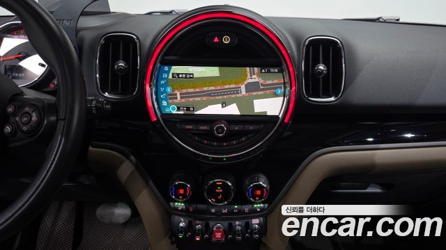 MINI Cooper Countryman HIGH 2nd 2019 — фото 14