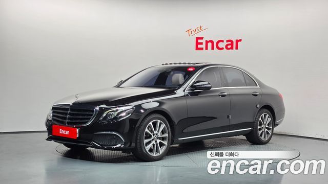 Mercedes-Benz E-Class (W213) E300 Exclusive Standard