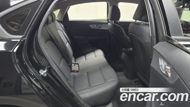 Kia K3 (II) 1.6 Prestige 2022 — фото 11