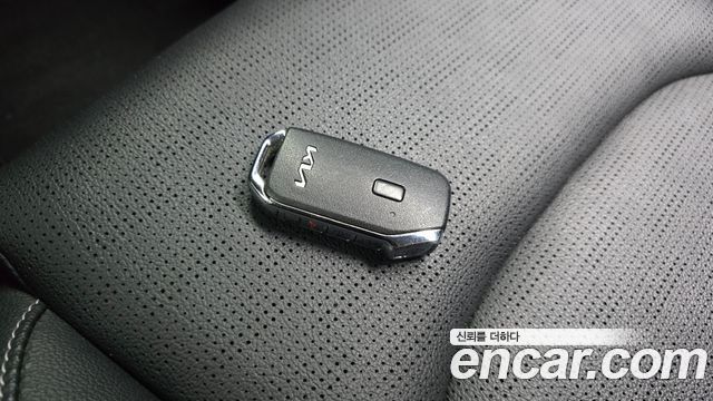 Kia K3 (II) 1.6 Prestige 2022 — фото 16