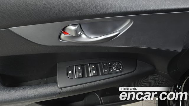 Kia K3 (II) 1.6 Prestige 2022 — фото 18