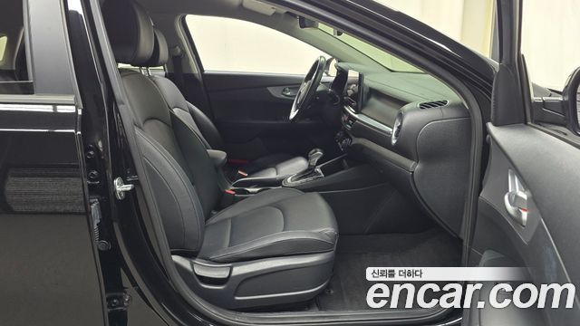 Kia K3 (II) 1.6 Prestige 2022 — фото 26