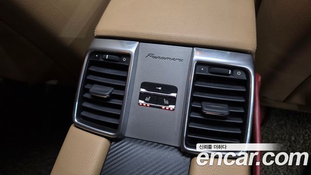 Porsche Panamera 3.6 AWD 970 2011 — фото 16